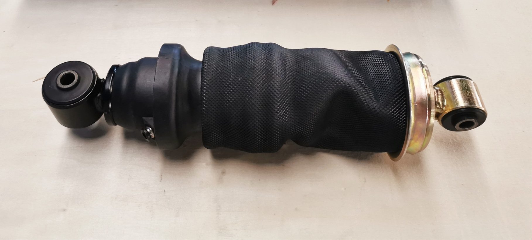 MAN Cabin Air Suspension Shock Absorber 81417226057 2